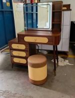 Dresser Supplier in Kenya. Modern Brown Dressing Table with LED Lights, dressing table Kenya, LED dressing table Kenya, makeup vanity Kenya, modern vanity table, bedroom dressing table, brown dressing table, dressing table with mirror, LED vanity mirror, makeup table Kenya, bedroom furniture Kenya, dressing table Nairobi, furniture Nairobi, furniture Mombasa, furniture Kisumu, furniture Nakuru, furniture Eldoret, furniture Thika, affordable dressing table Kenya, dressing table supplier Kenya, buy dressing table Kenya, bedroom furniture supplier Kenya, furniture delivery Kenya